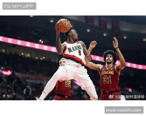 雷霆队强势击败开拓者实现赛季惊人12连胜的辉煌成就